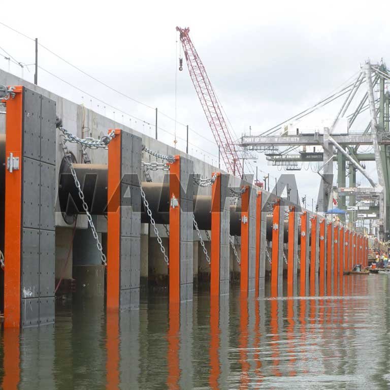 cell-Type-Marine-Rubber-Fender-High-Reflecity-for-Port,Dock,Wharf,Yacht,Harbor-Construction