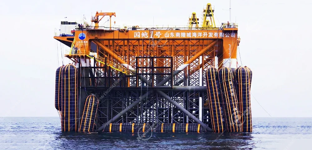 تطبيق الوسائد الهوائية البحرية في تربية الأحياء المائية البحرية